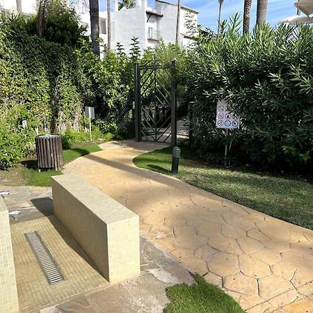 Costalita Beach Apartamento En เอสเตโปนา ภายนอก รูปภาพ